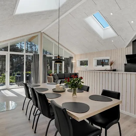 Amazing In With Indoor Swimming Pool Сasa de vacaciones